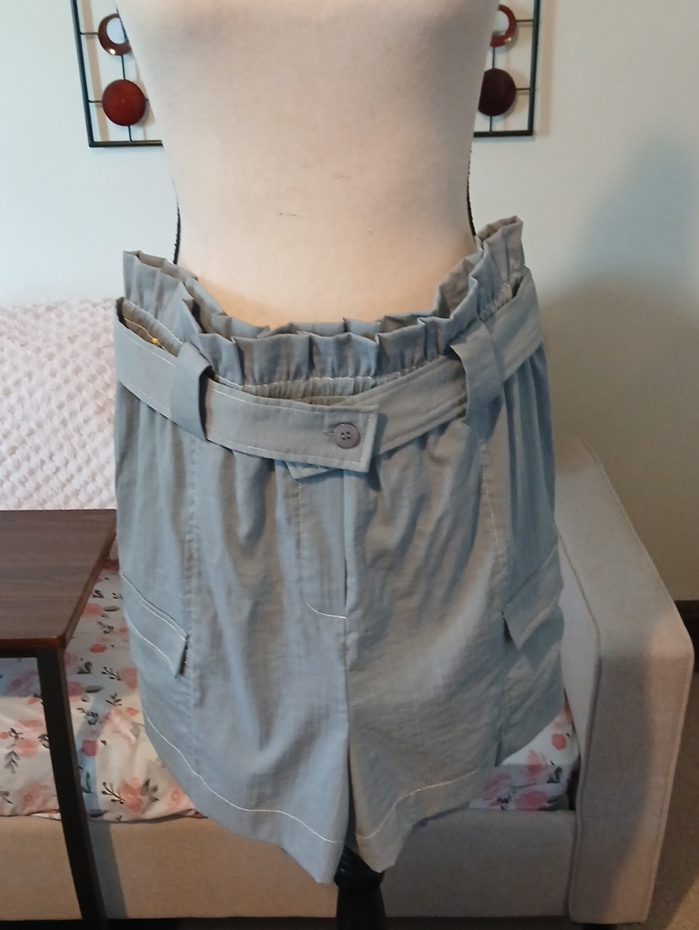 Moon River Light Gray Paperbag Cargo Shorts with Belt - Picture 1 of 5